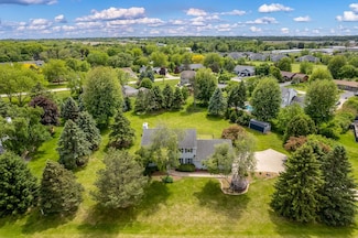 W4791 Overlook Dr, Elkhorn, WI 53121