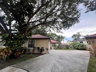 12147 Cuddington Ct, Wellington, FL 33414