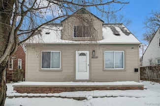 20233 Pinecrest St, Taylor, MI 48180