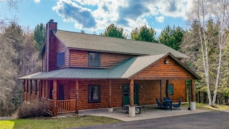 18059 County Highway Oo, Chippewa Falls, WI 54729