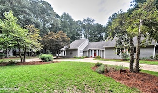 9111 Forest Dr SW, Sunset Beach, NC 28468