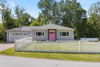 275 Mills Point Rd, Colchester, VT 05446