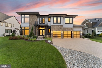 1554 Davidson Rd, McLean, VA 22101