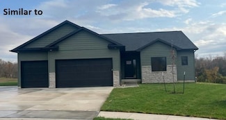 430 NW Ashley Cir, Waukee, IA 50263
