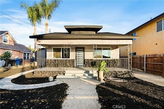8034 Crockett Blvd, Los Angeles, CA 90001