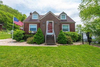 347 Madison Ave, Leechburg, PA 15656