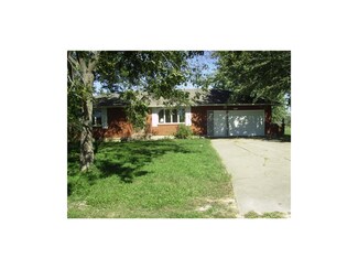 2662 Neill Pkwy, Vassar, KS 66543