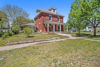 115 N Emily St, Ludington, MI 49431