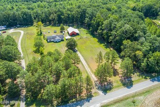 385 Gilchrist Rd, Carthage, NC 28327