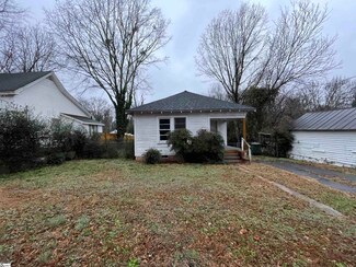 119 Trussell St, Honea Path, SC 29654