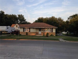 1403 Broadway St, Chillicothe, MO 64601