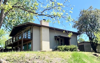 25609 Hillcrest Dr, Shell Knob, MO 65747
