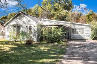 17665 136th Ave, Nunica, MI 49448