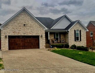 4520 Stone Wynde Dr, Louisville, KY 40272