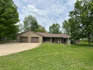 21701 Pleasant Dr, Bernard, IA 52032