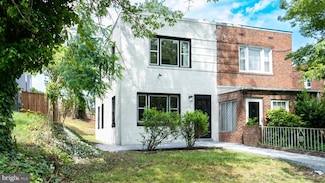 1327 Eastern Ave, Capitol Heights, MD 20743