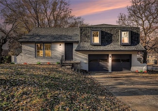 6020 E 151st St, Grandview, MO 64030