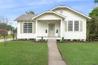 205 Olinde St, New Roads, LA 70760