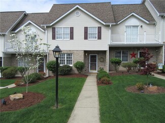 110 Longvue Dr, White Oak, PA 15131