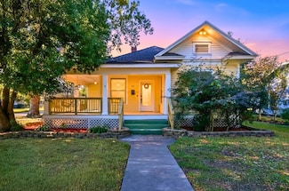 901 N Craig St, Victoria, TX 77901