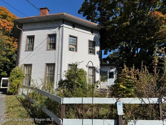 41 Russell St, Saugerties, NY 12477