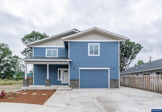 2432 Phillips Way, Lebanon, OR 97355