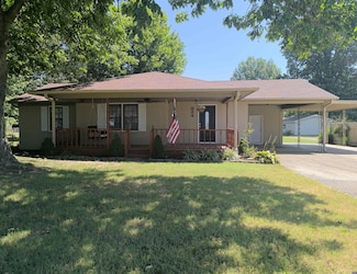 924 Sycamore St, Union City, TN 38261