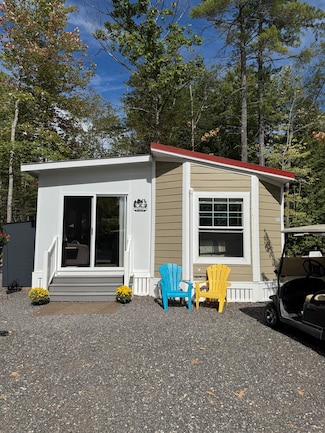 261 Point Sebago Rd Unit 753, Casco, ME 04015