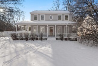 1009 W Springfield Ave, Champaign, IL 61821