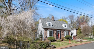 13 Greenwood Place, Wyncote, PA 19095