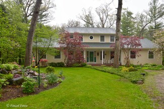 6512 Giant Oaks Rd, Wonder Lake, IL 60097