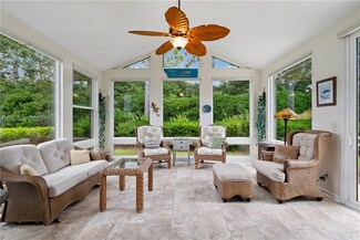525 Colonel Thomas Heyward Rd, Bluffton, SC 29909