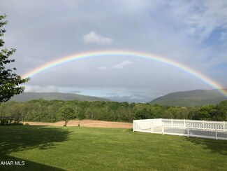 1688 Lutzville Rd, Everett, PA 15537