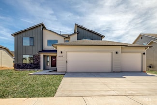 8127 E Bright Angel Dr, Nampa, ID 83687