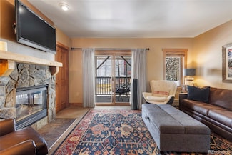 20 Hunki Dori Ct Unit 2215, Dillon, CO 80435