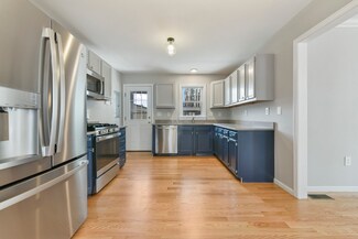 23 Taylor St Unit 1, Boston, MA 02122