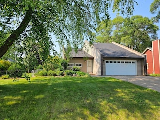 515 Koehler Rd, Saint Paul, MN 55127