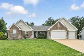 1901 Iron Mountain Dr, Festus, MO 63028