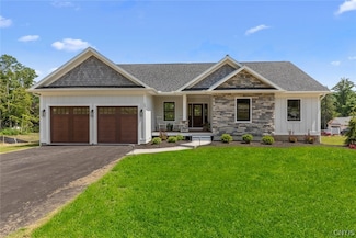 23 Dunlap Ave, Marcellus, NY 13108