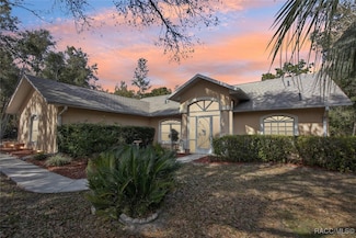 1751 E Tradewind Dr, Hernando, FL 34442