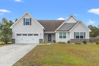 100 Kenna Ct, Jacksonville, NC 28540