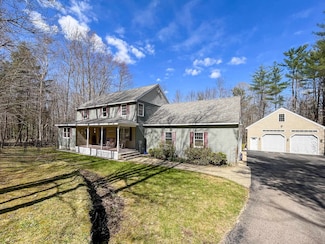 671 Green Hill Rd, Center Conway, NH 03813