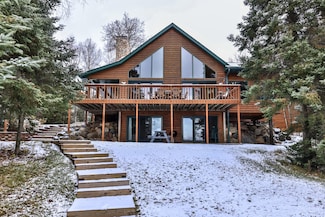 8038 Frontier Rd, Presque Isle, WI 54557