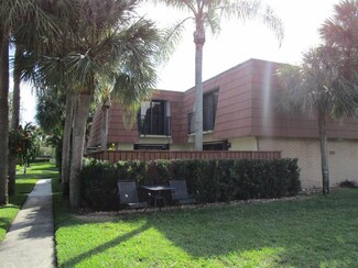 113 Live Oak Ln, Boynton Beach, FL 33436