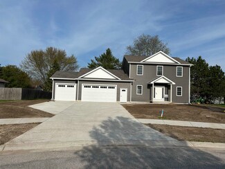 4855 Wheat Ridge Ct, Auburn, MI 48611
