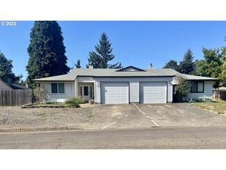 5367-5369 Regan Ct SE, Salem, OR 97306