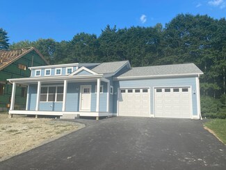46 Dogwood Cir, West Lebanon, NH 03784