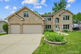 100 Westover Ln, Schaumburg, IL 60193