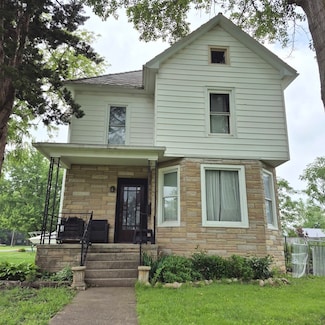 305 E Jackson St, Cullom, IL 60929