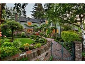 1734 Fulton St, Palo Alto, CA 94303